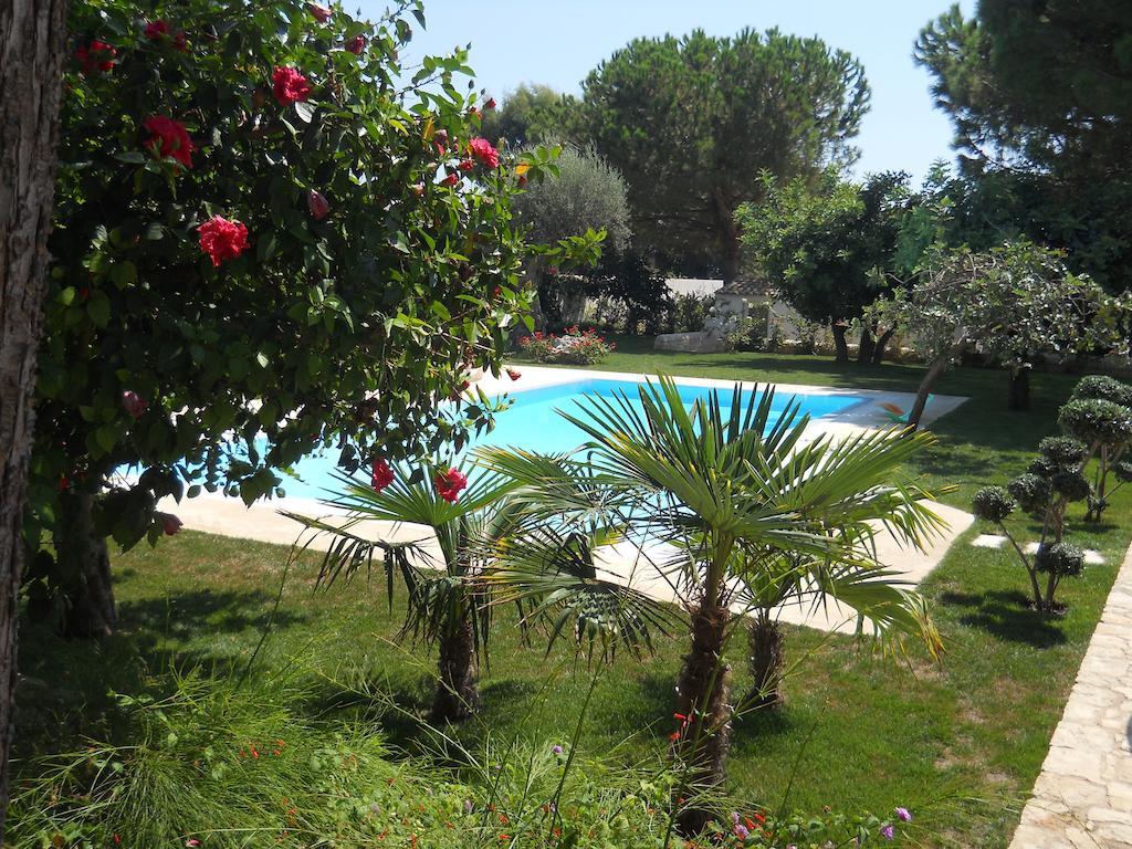 Il Giardino Dei Carrubi Villa Donnalucata  Rum bild