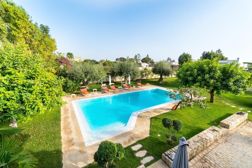 Il Giardino Dei Carrubi Villa Donnalucata  Exteriör bild